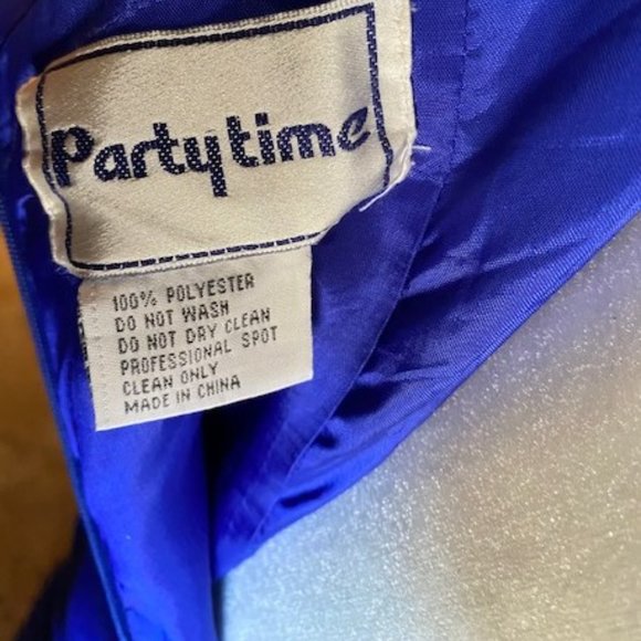 Prom/Mardi Gras Ball/Evening Gown - Picture 10 of 10